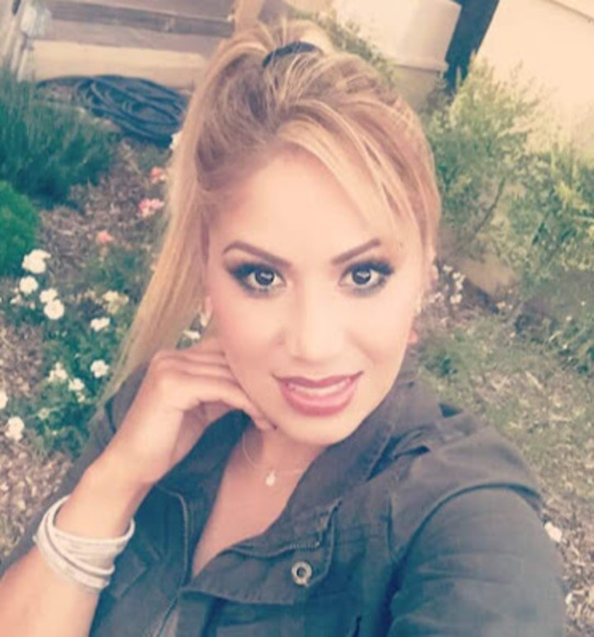 Meet your Posher, Alma - Picture 1 of 1